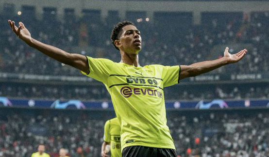 中国三级联赛场均观众人数排名：大连超5.8万人第1，昆明垫底