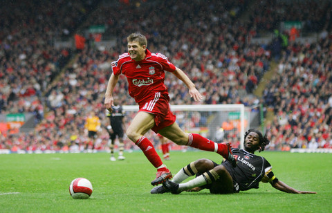 跟队记者：米兰将在周五和维尔图斯恩泰拉进行友谊赛