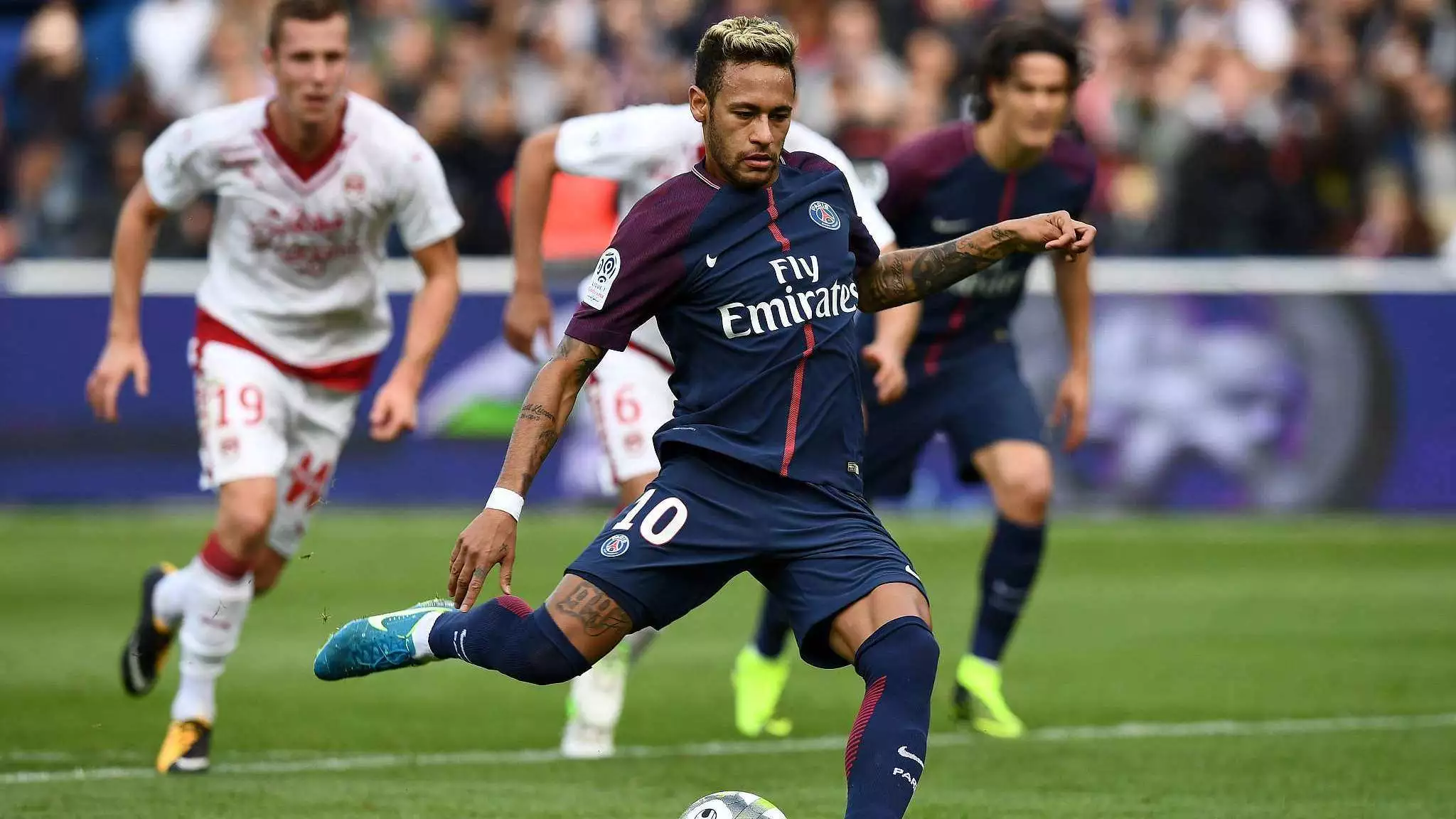 瑞天空：布莱顿2026年可能会考虑对巴莱巴约8500万欧的报价