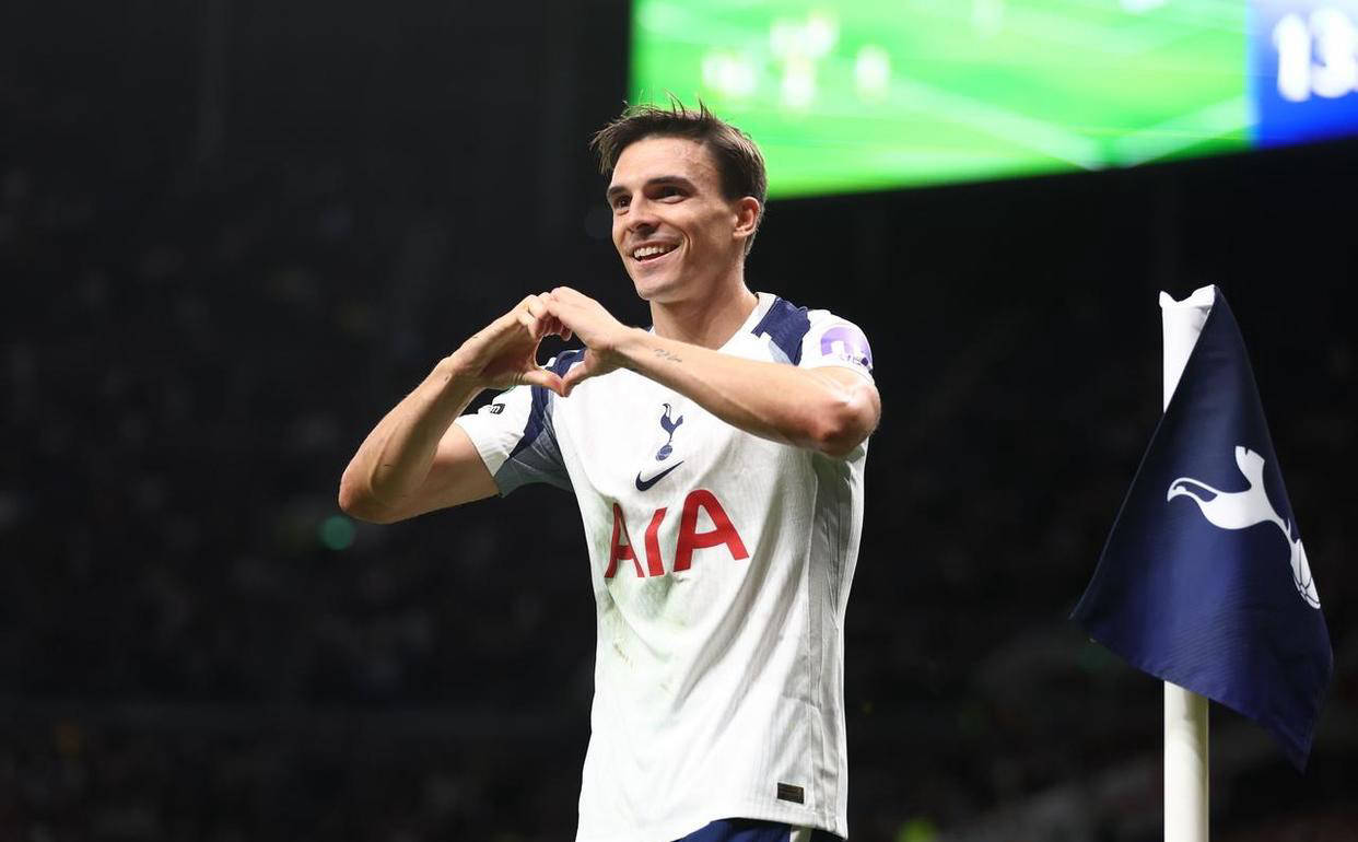 贝克汉姆一家庆祝夺冠