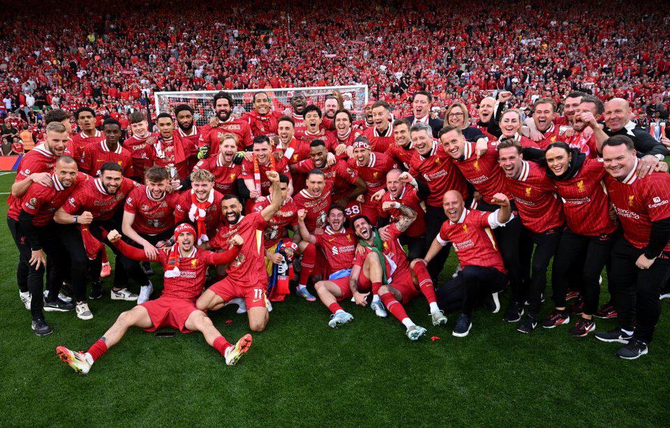 记者：埃斯特旺已抵达伦敦，周一将跟随切尔西训练